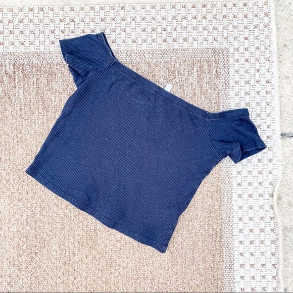 H&M Tops - H&M Black Ribbed Off the Shoulder Top